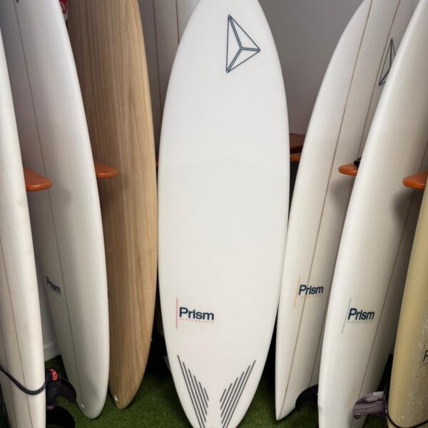 Hybride 6'2 PERFORMANCE SERIES FCS 2 Choc transport réparation atelier, planche neuve.